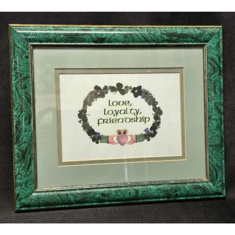 Irish Claddagh Symbol Love Loyalty Friendship Print Green Marble Frame 10